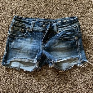 MISS ME JEAN SHORTS